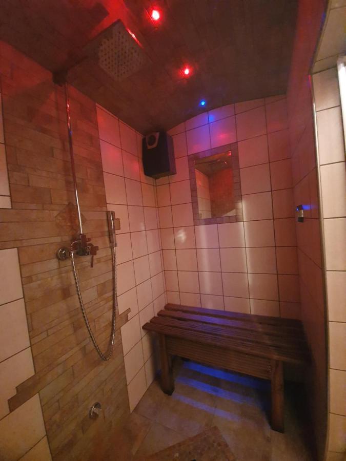 Villa La Tour Nus Eksteriør billede